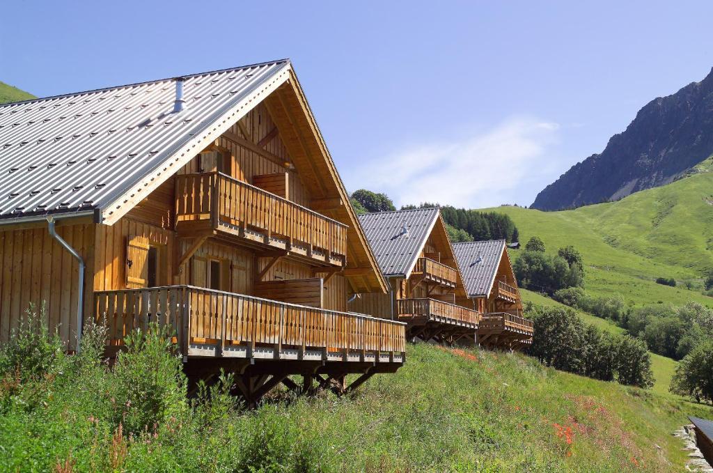 Madame Vacances Appartements Et Chalets La Fontaine Du Roi La Chal Buitenkant foto