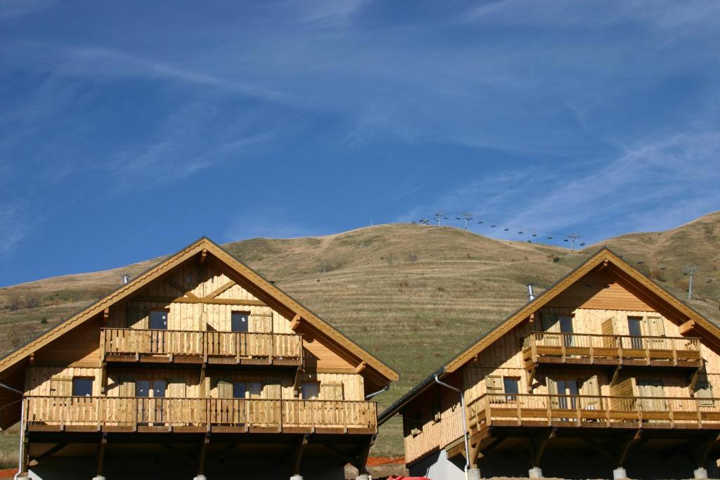 Madame Vacances Appartements Et Chalets La Fontaine Du Roi La Chal Buitenkant foto